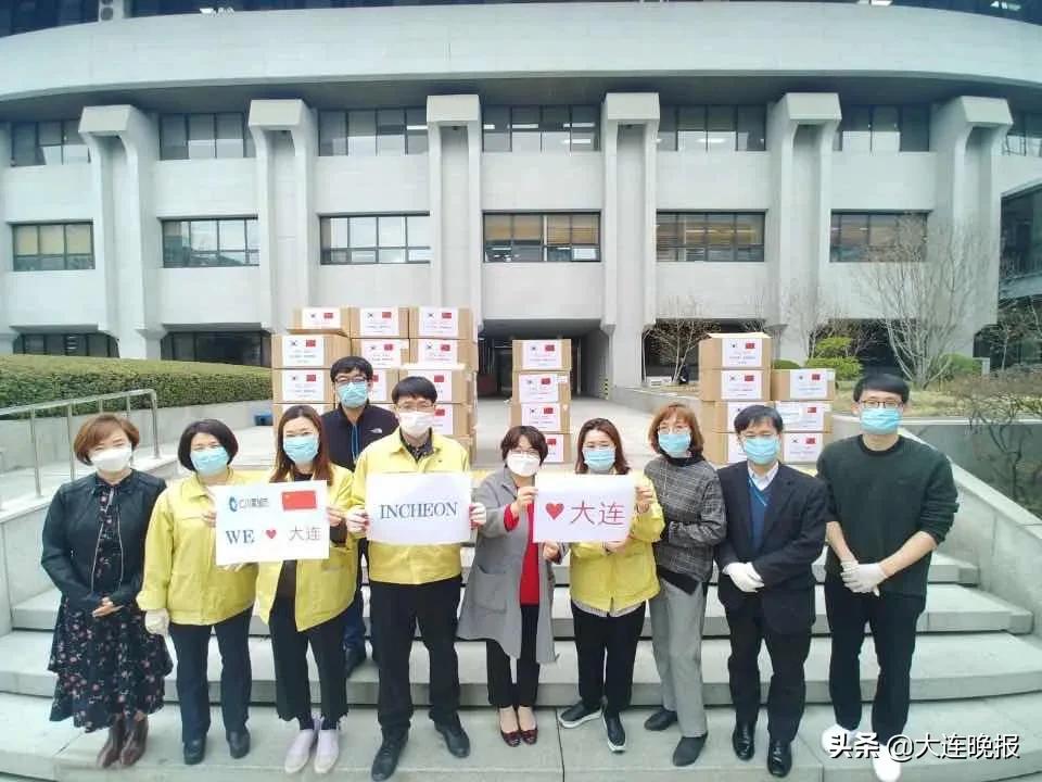 致敬大连最美守护者,大连致敬抗疫英雄图片