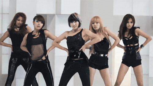 閲戞倡闆呭洖褰掍綘浠繕鍠滄濂瑰悧,閲戞倡闆呮亱鐖卞悗鏋佸害鏀鹃鑷垜