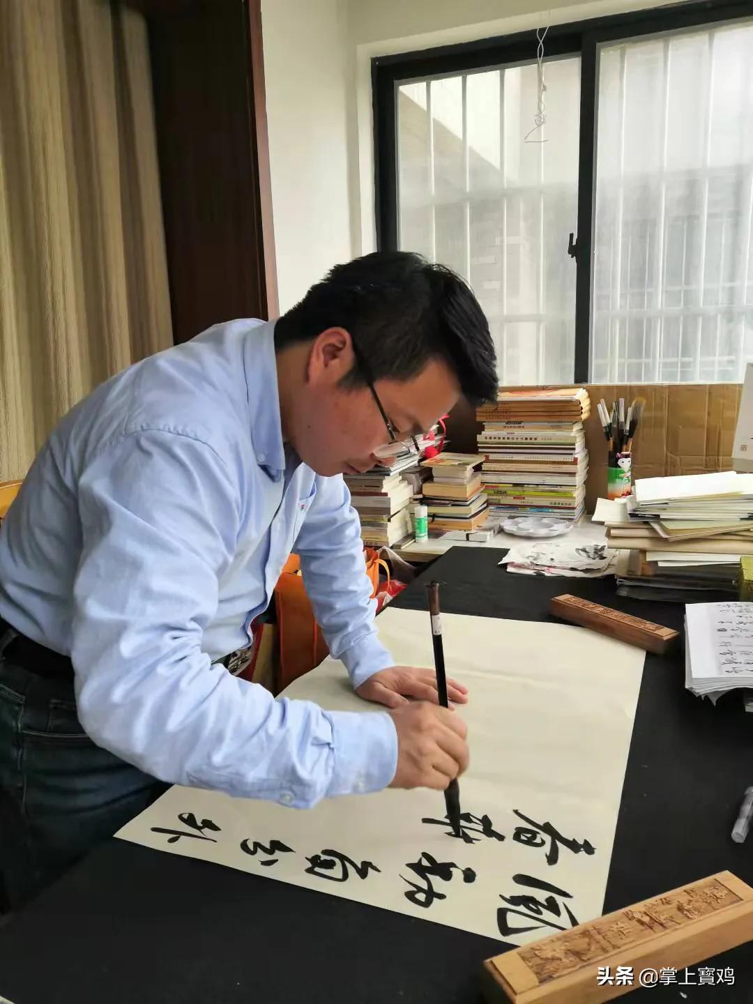 医者仁心写春秋,医者仁心毛笔字楷书