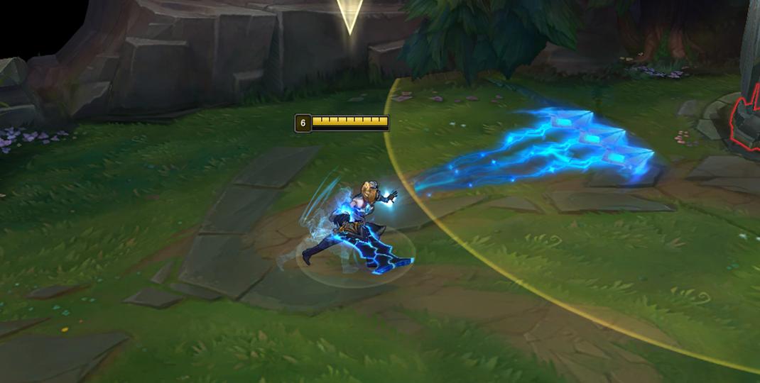 LOL：锐雯很强*杀虐**路人局，职业赛场上却鲜有露面，原因有这些