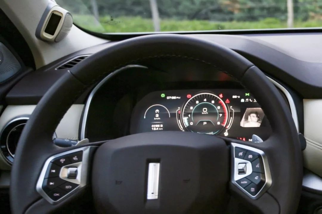 2019款vv6还能卖多少钱,魏派vv62020款2.0t两驱智护