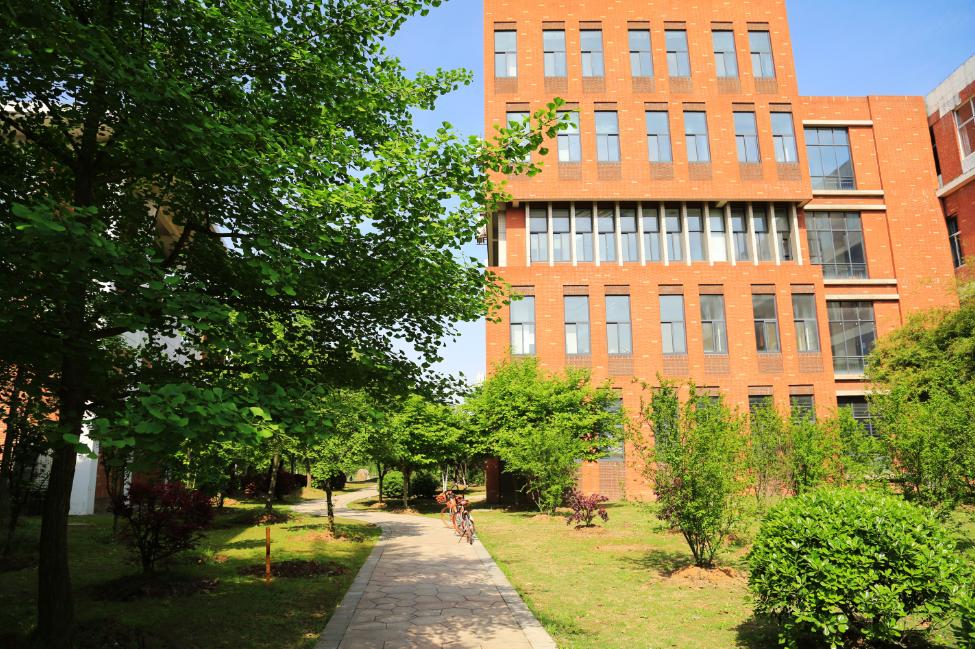 关于招生问答的解说,外院招生简章