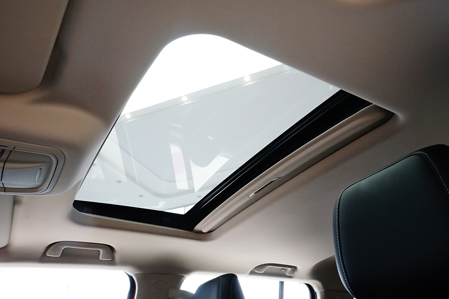 认真玩越野,2021款wey坦克300乘坐空间体验