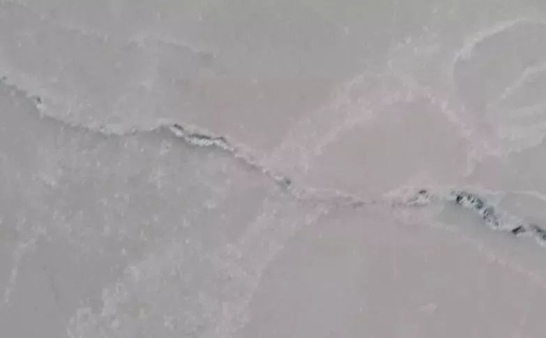 石材反碱和泛碱的区别,室外地面石材泛碱怎么办