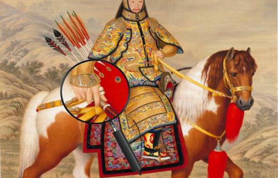 单身女生右手中指戴戒指什么意思,为什么单身女孩右手无名指戴戒指