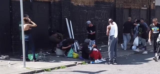 美国将开放吸毒安全屋,美国将为吸毒者开设注射中心