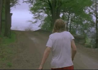 四月是最残忍的季节英文版,四月是最残忍的季节翻译