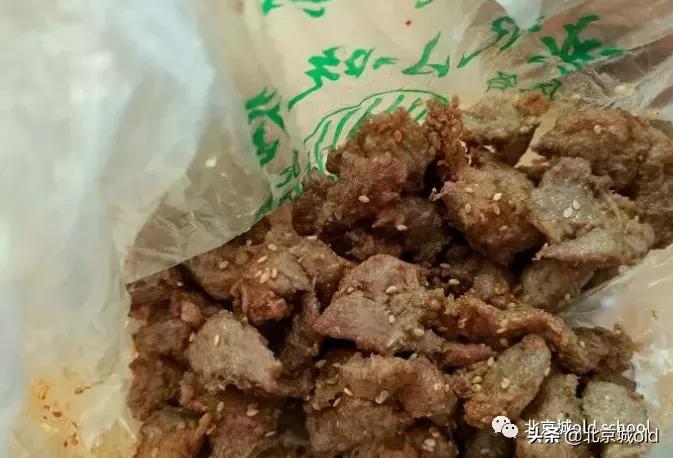 北京人北京味儿，牛街几十年不变老味道，它家的包子倍儿香