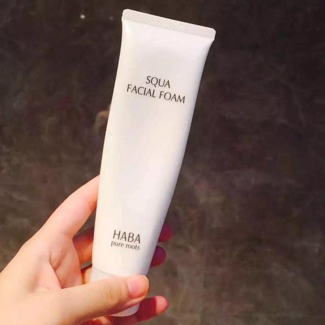 四款超火的洗面奶实测推荐:深入清洁,不刺激,保湿洁净每一天！