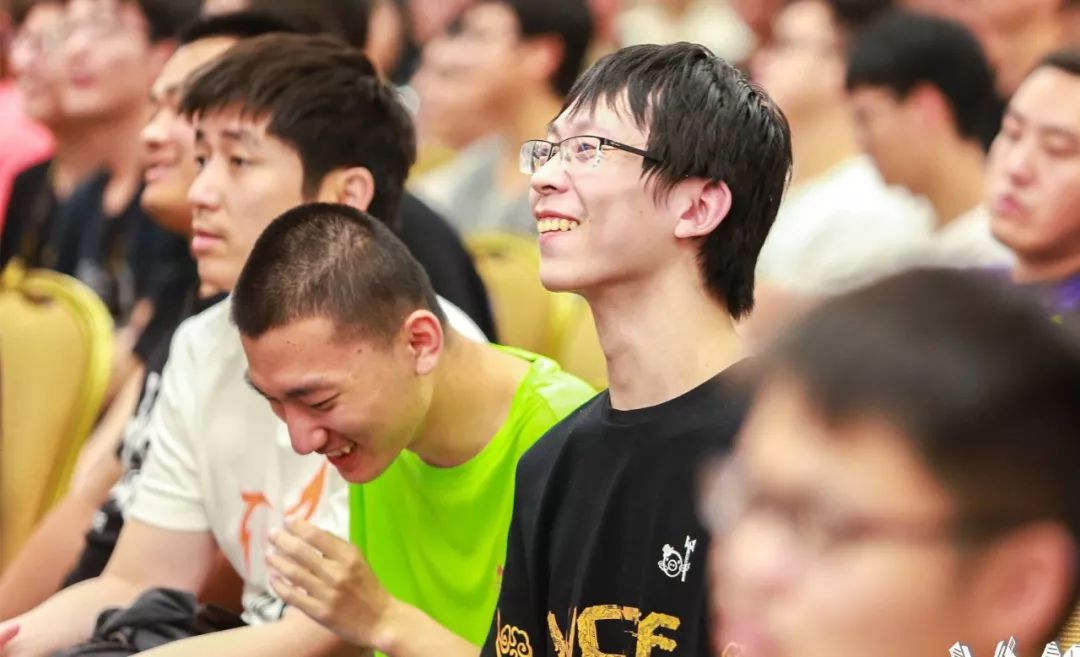 一场永不散场的黑客宴席