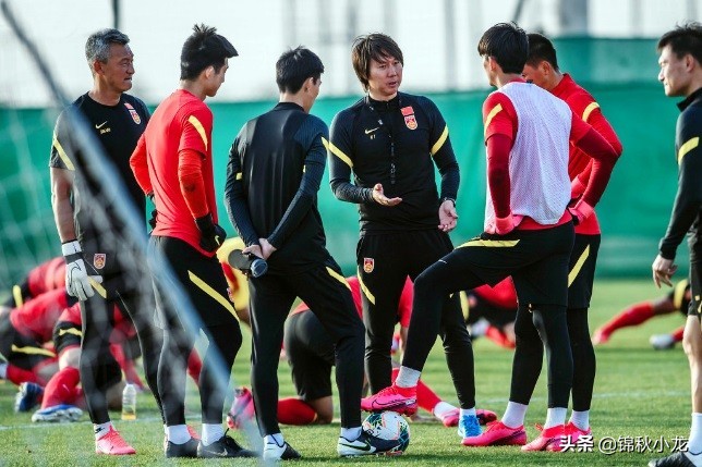中国男足,珍惜当下好氛围,李铁兼听则明,牢记出线使命,加油干