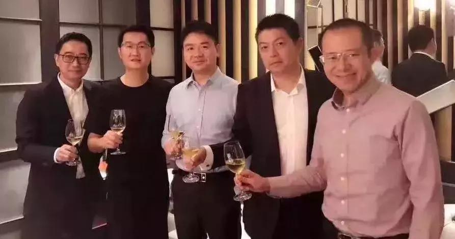 唯品会最大的电商平台,唯品会电商发展的历程