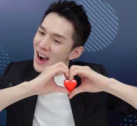 李佳琦在淘宝风生水起,李佳琦从月薪3000到年入18亿