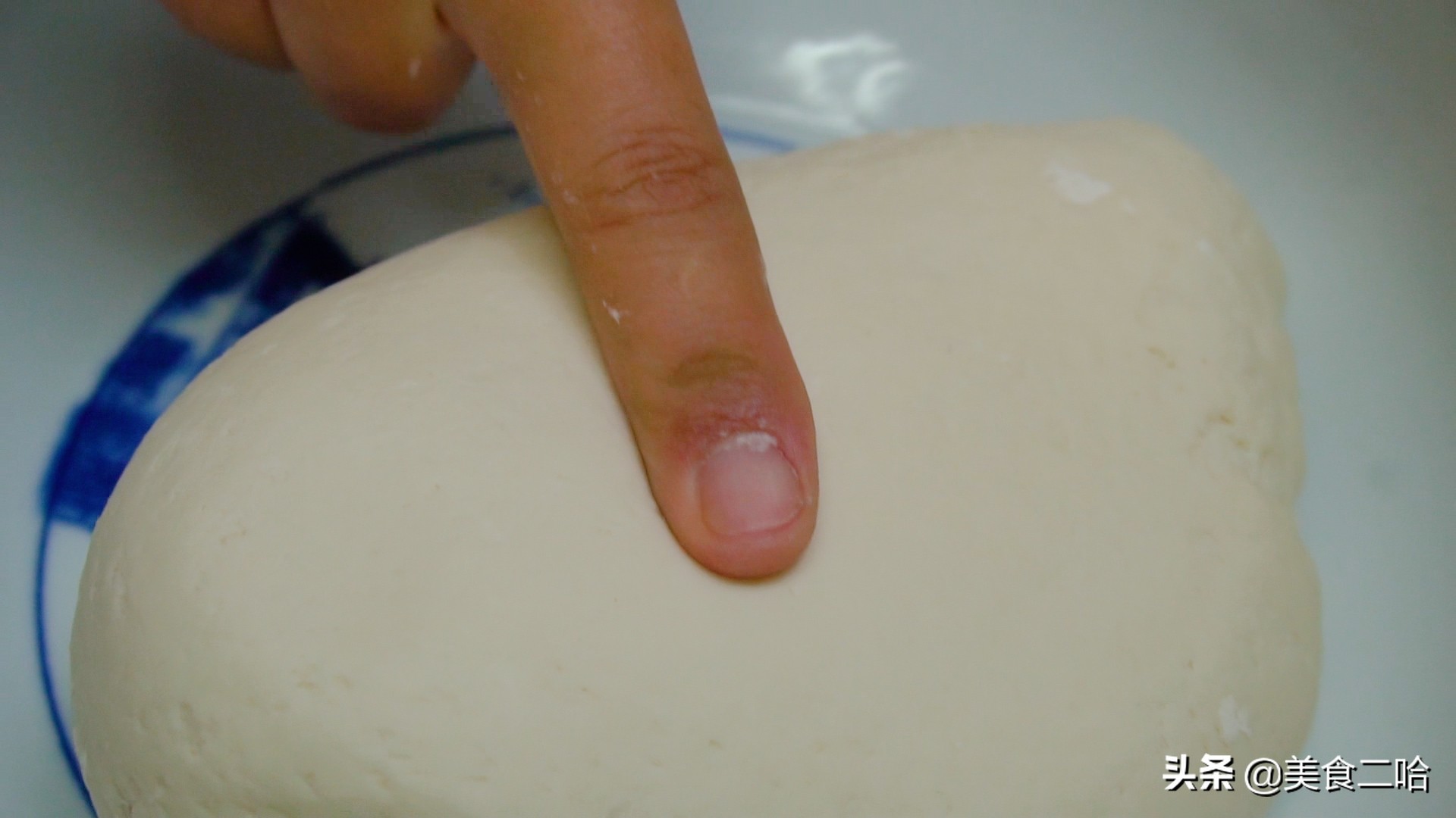 天气冷面粉如何发酵,天气冷面团发快的办法