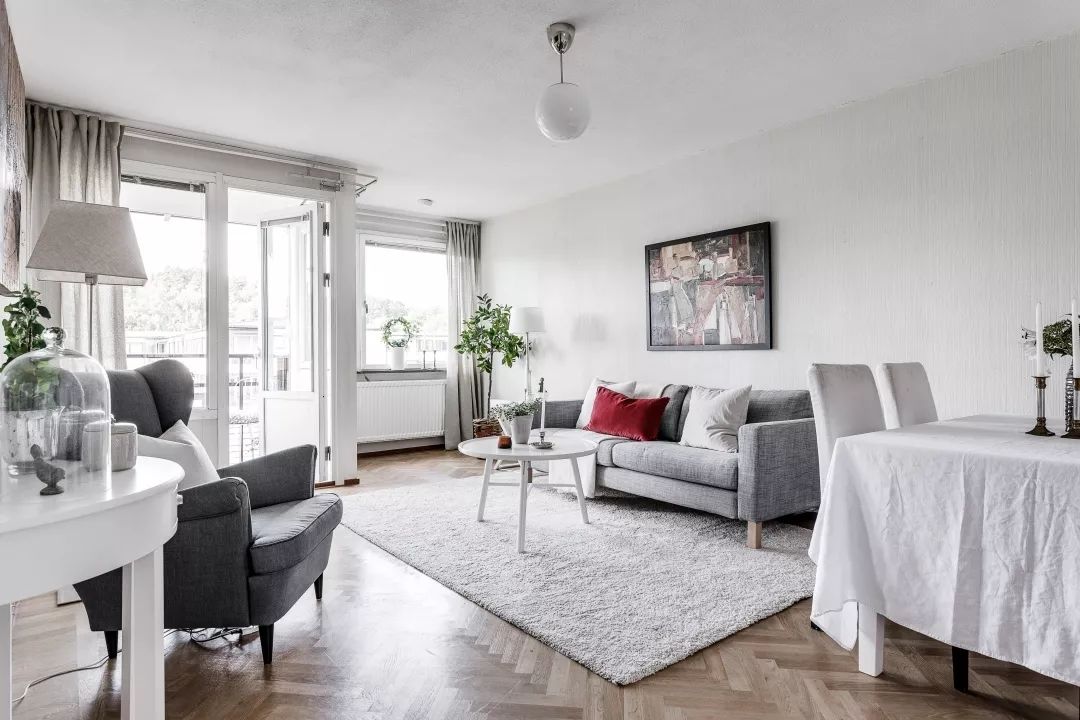 吸顶灯哪种灯好看耐用又亮,吸顶灯哪种灯好看又亮耐用