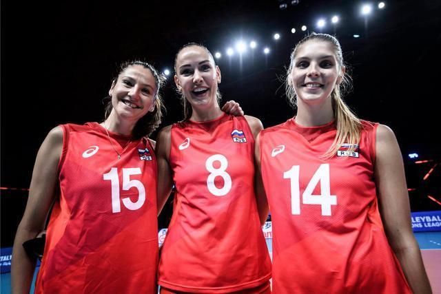 俄女排12人奥运会名单,两王牌缺席双自由人出战!难成郎平绊脚石