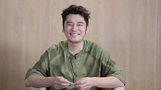 女子发长文曝被湖南卫视主持人钱枫强奸，晒出聊天记录与监控录像