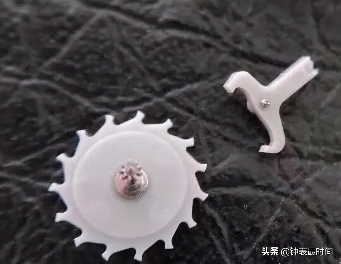 80小时动力什么意思,80小时动力机芯作用是什么