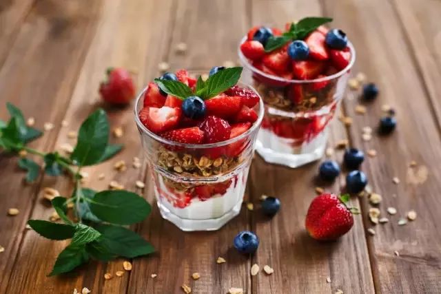 女儿很胖懒不愿锻炼减肥咋办,很懒的人怎么减肥