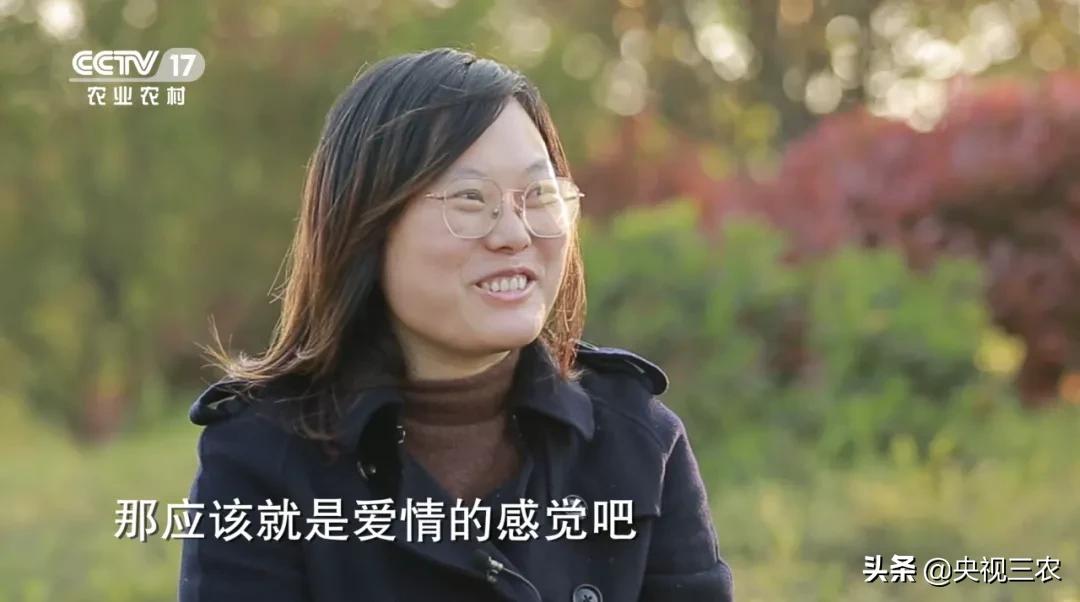 他放弃高薪回村干这一行，旁人不理解，如今大获成功