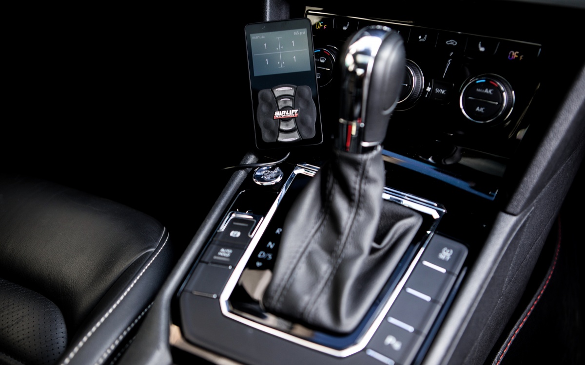 大众凌渡可以改颜色吗,大众凌渡炫辣版改电动座椅