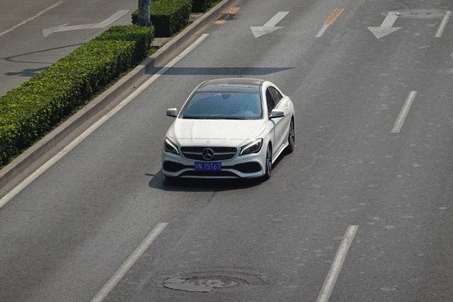 索尼黑卡7这东西会过时吗,索尼黑卡7拍照片怎么样