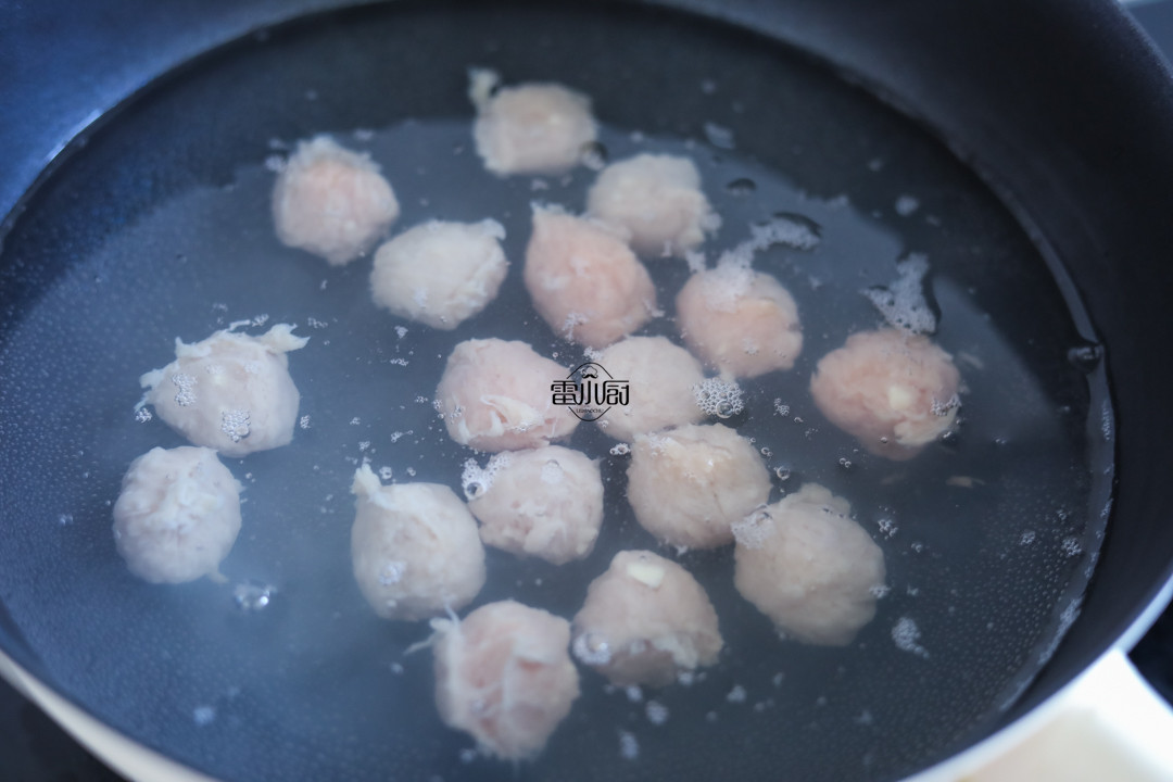 猪肉丸子的做法好吃弹牙,猪肉丸子的做法配方和配料