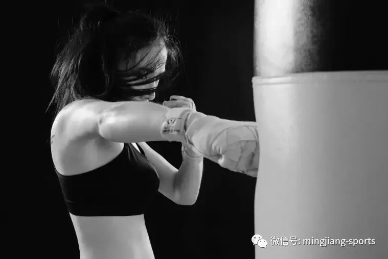 怎么克制拳头打来的恐惧,怎么克服对拳头的恐惧