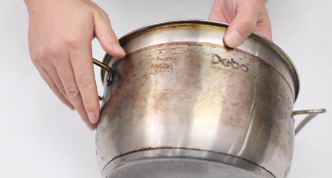 衣服上的霉菌斑点怎样去除,衣服上霉菌斑最有效的方法