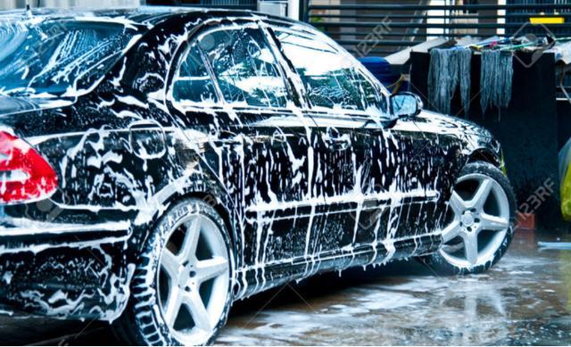 怎么自己洗车才能不会伤车漆,如何正确的洗车不伤到车漆