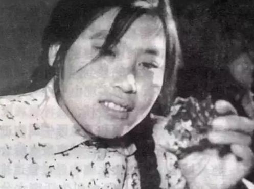 魏振芳捡到一个价值十亿的大钻石,魏振芳捡到钻石的视频