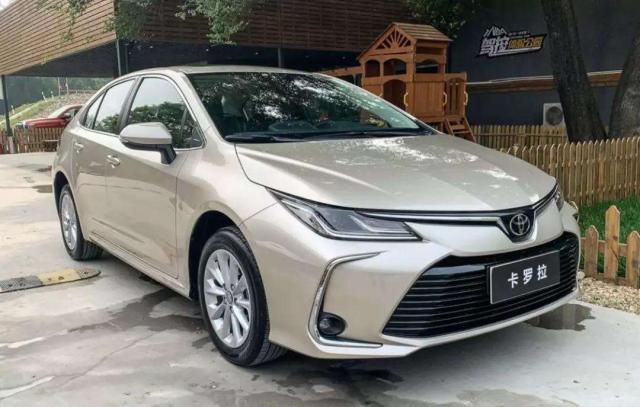 卡罗拉朗逸宝来轩逸雷凌怎么选,卡罗拉和轩逸朗逸哪个好些呢