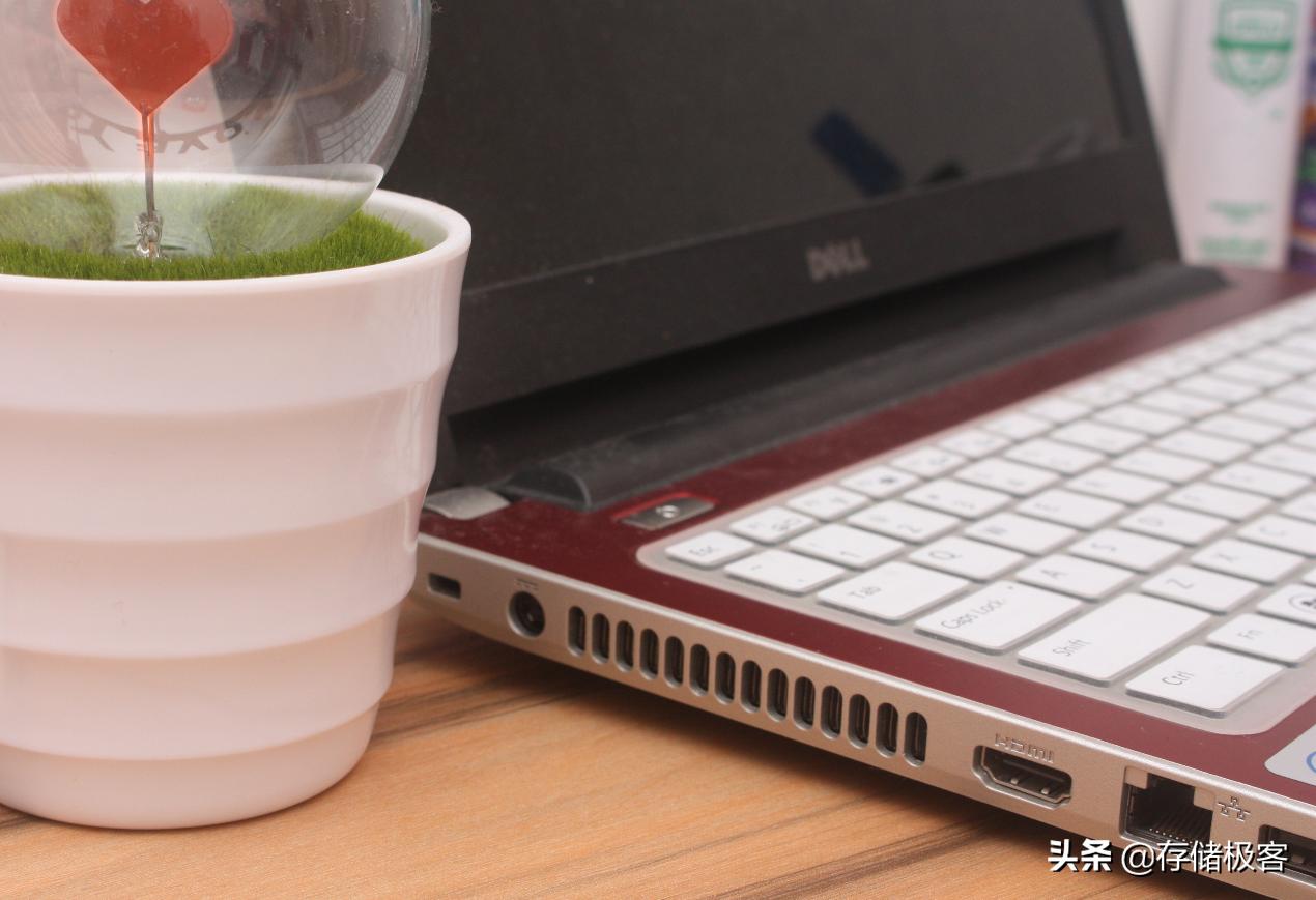 笔记本电脑新玩法,笔记本外接显示器装系统