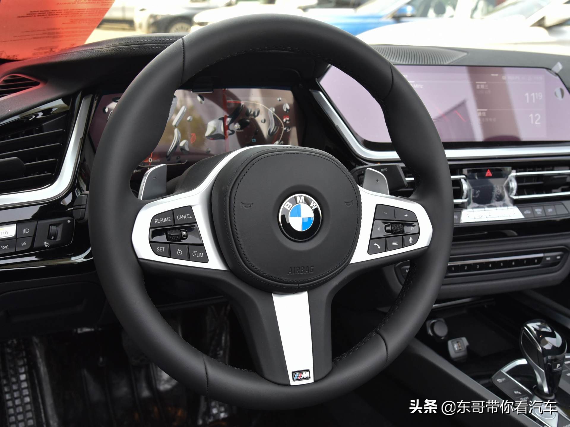 宝马z4敞篷2022款性能版试驾视频,宝马z4硬顶敞篷2021款落地价