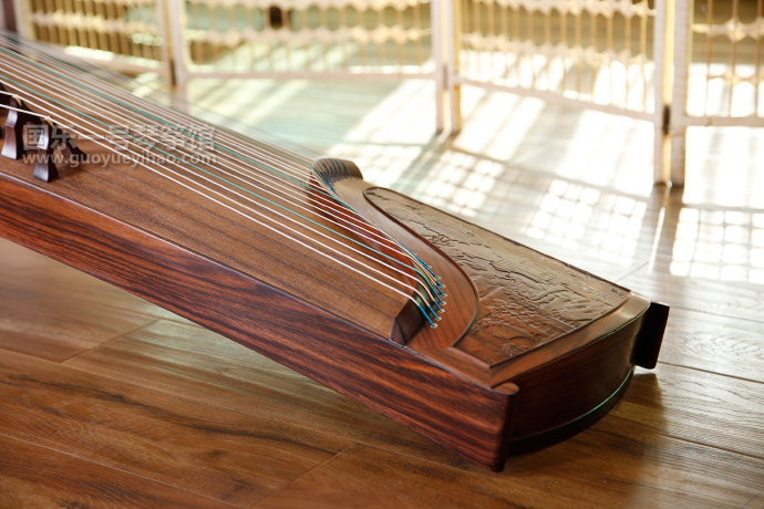 初学者怎样选古筝,古筝初学者敦煌古筝