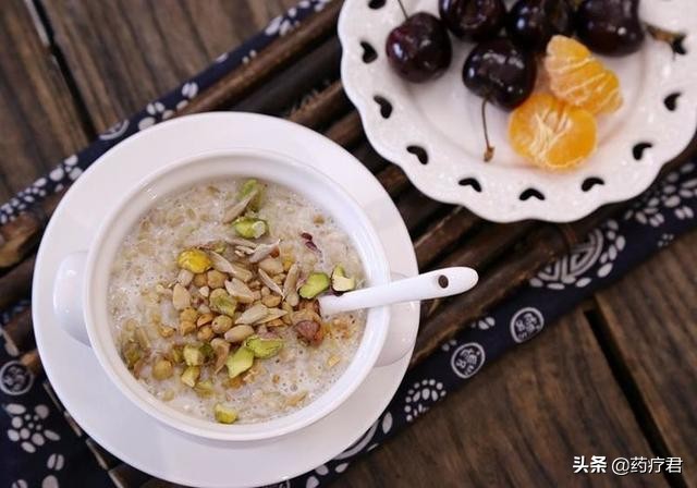 98岁名老中医,98岁老中医如何保养脸部皱纹