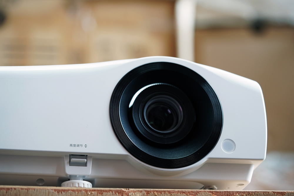 夏普xvqz433a4k投影机评测,夏普投影机xv-qz430a