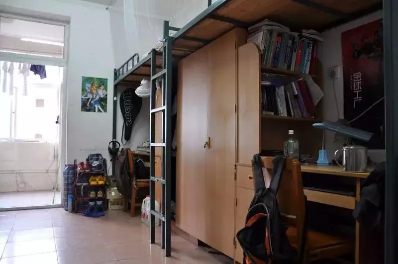 很多大学都没空调,全国没有空调的大学