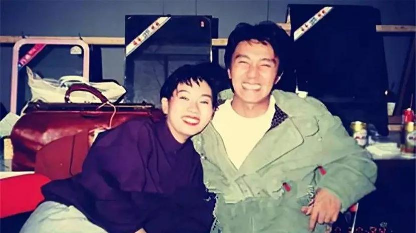 新喜剧之王中朱茵的影子,周星驰和朱茵曾经有一份真挚爱情