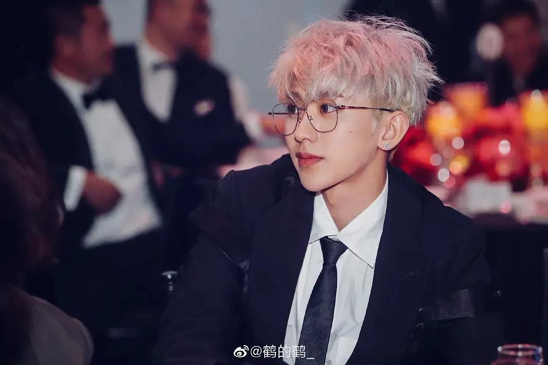 男明星的名利场，谁是你的取向*击狙**？