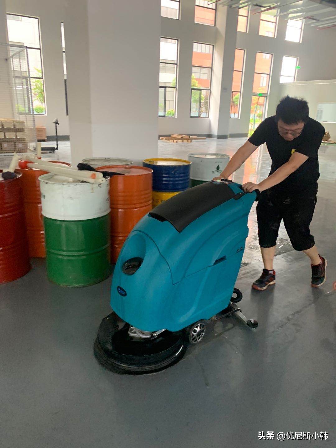 无锡清洁设备洗地机怎么选,无锡大型手推式洗地机