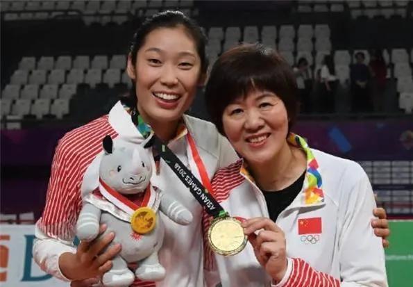 郎平被评价,郎平遭质疑