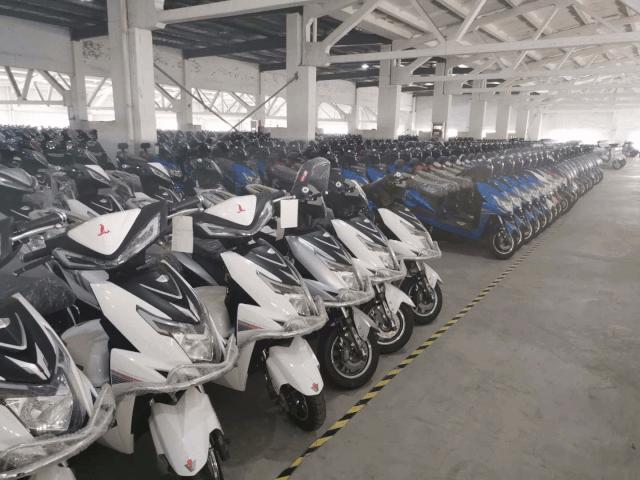 凤凰自行车有2个品牌,凤凰旗下高端自行车品牌