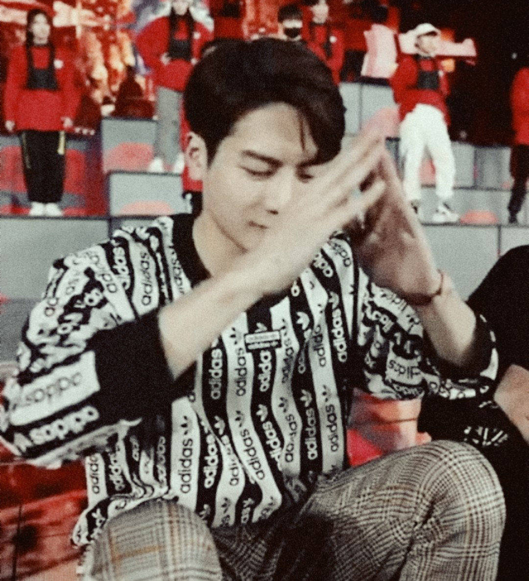 王嘉尔2016,王嘉尔2017时尚先生