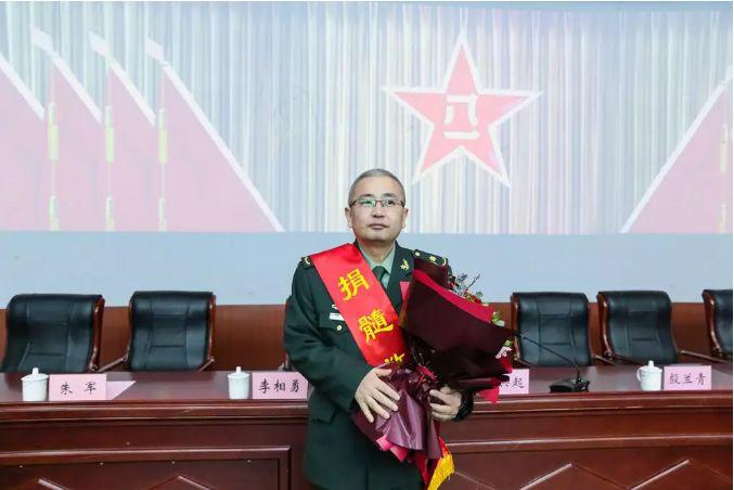 每天30000步一个月瘦了20斤,每天3万步一月能减多少斤