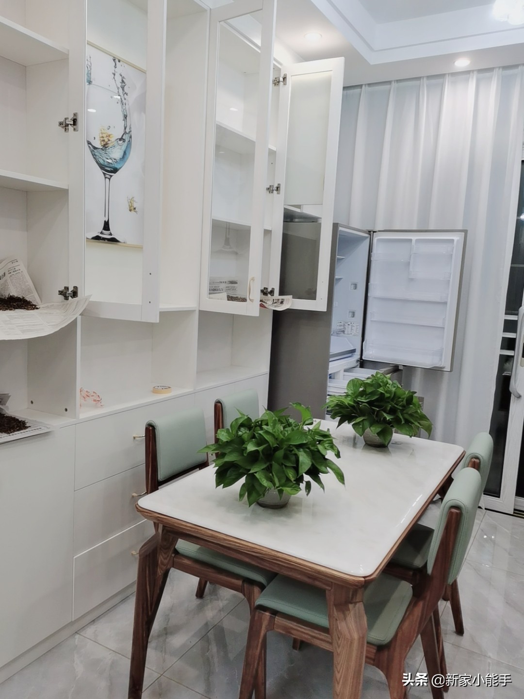 装修中最不后悔的是全屋贴了墙布,新房装修什么墙布好看