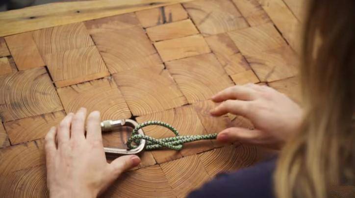 攀岩可以自动解开的绳子打结方法,攀岩怎么样打结可以来回收缩