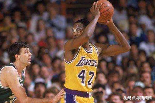 詹姆斯沃西英文绰号,湖人名宿沃西集锦
