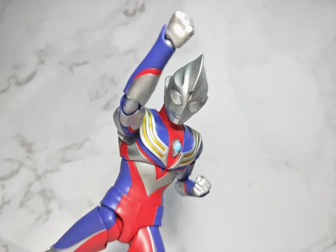 光的继承者图片,shf系列迪迦奥特曼开箱视频