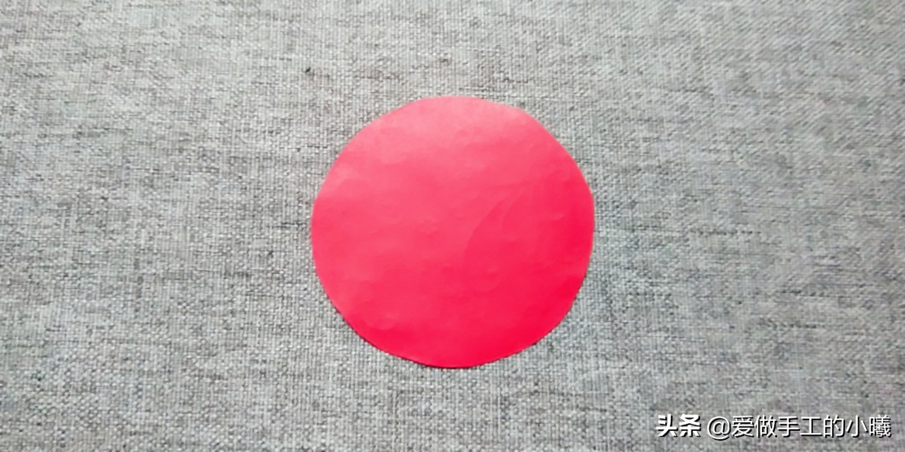 彩纸做灯笼手工简单漂亮教程,用彩纸做成灯笼手工最简单又好看